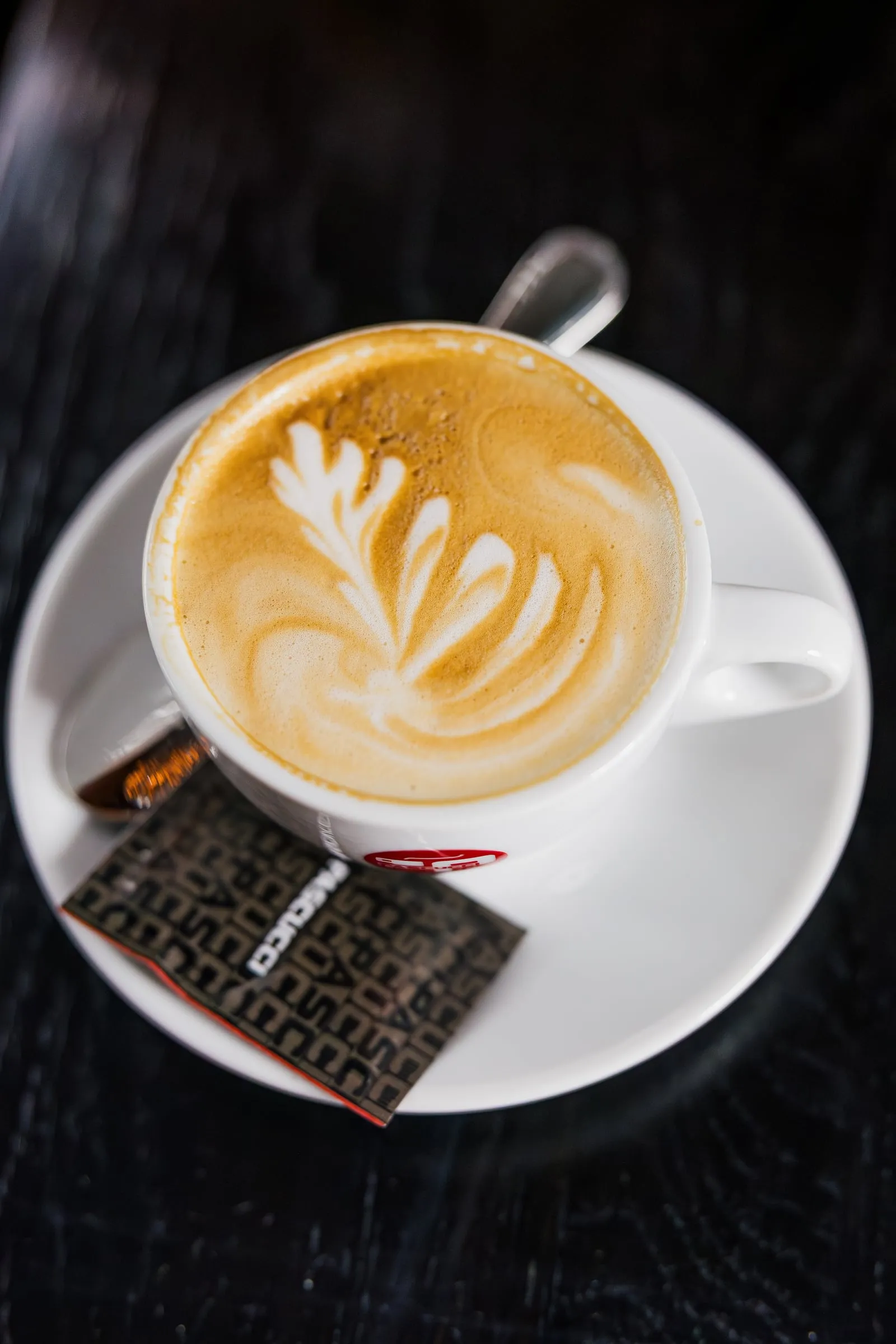 Cappuccino mit Latte Art.